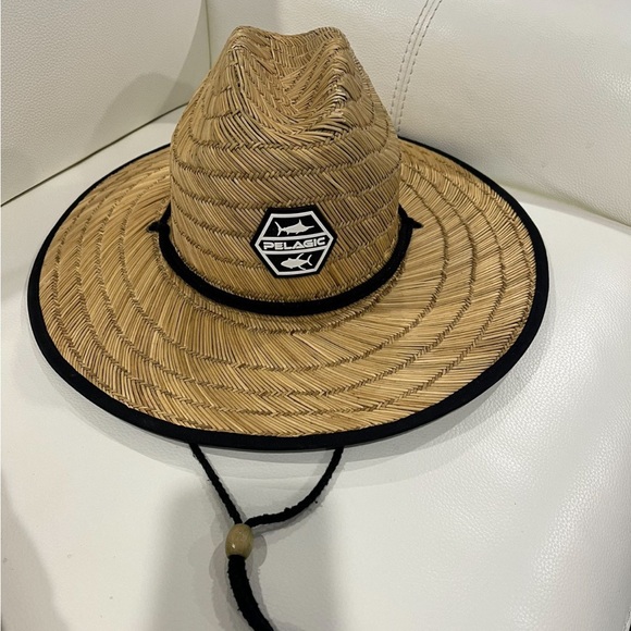 Pelagic Fishing Hat - Picture 1 of 3